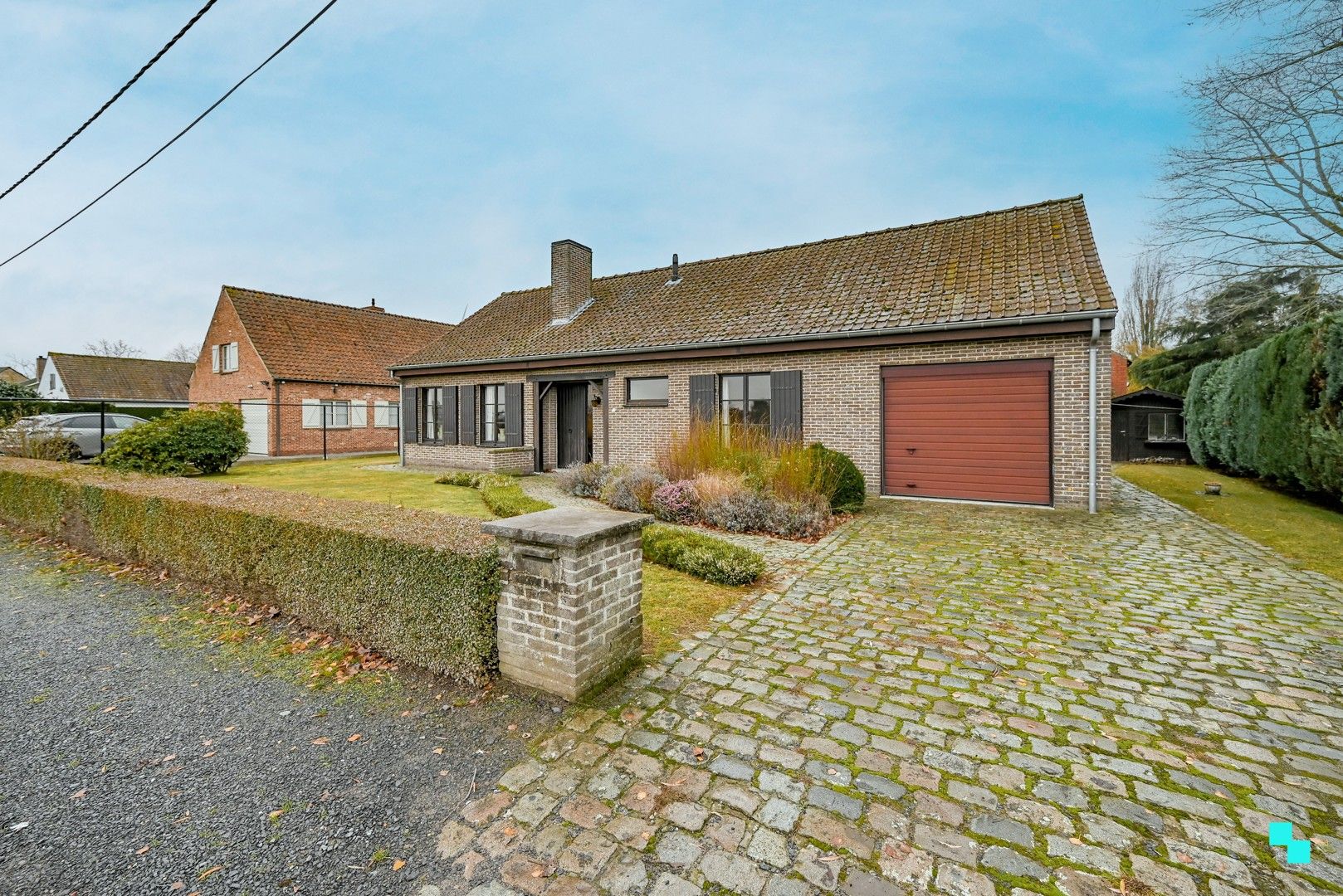 Landelijk gelegen vrijstaande bungalow te Kachtem foto 3