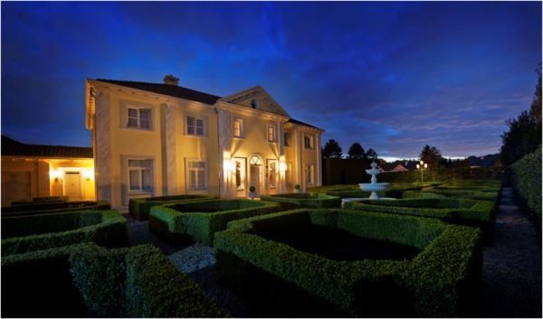 Villa te koop foto {{pictureIndex}}