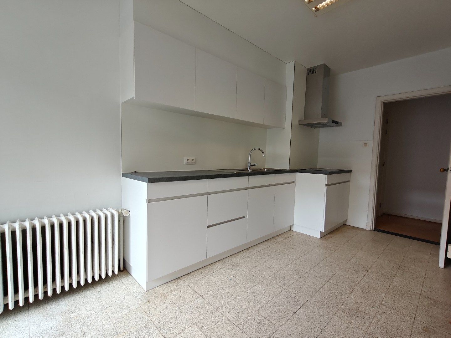 Appartement met terras in het centrum van Lokeren foto 4