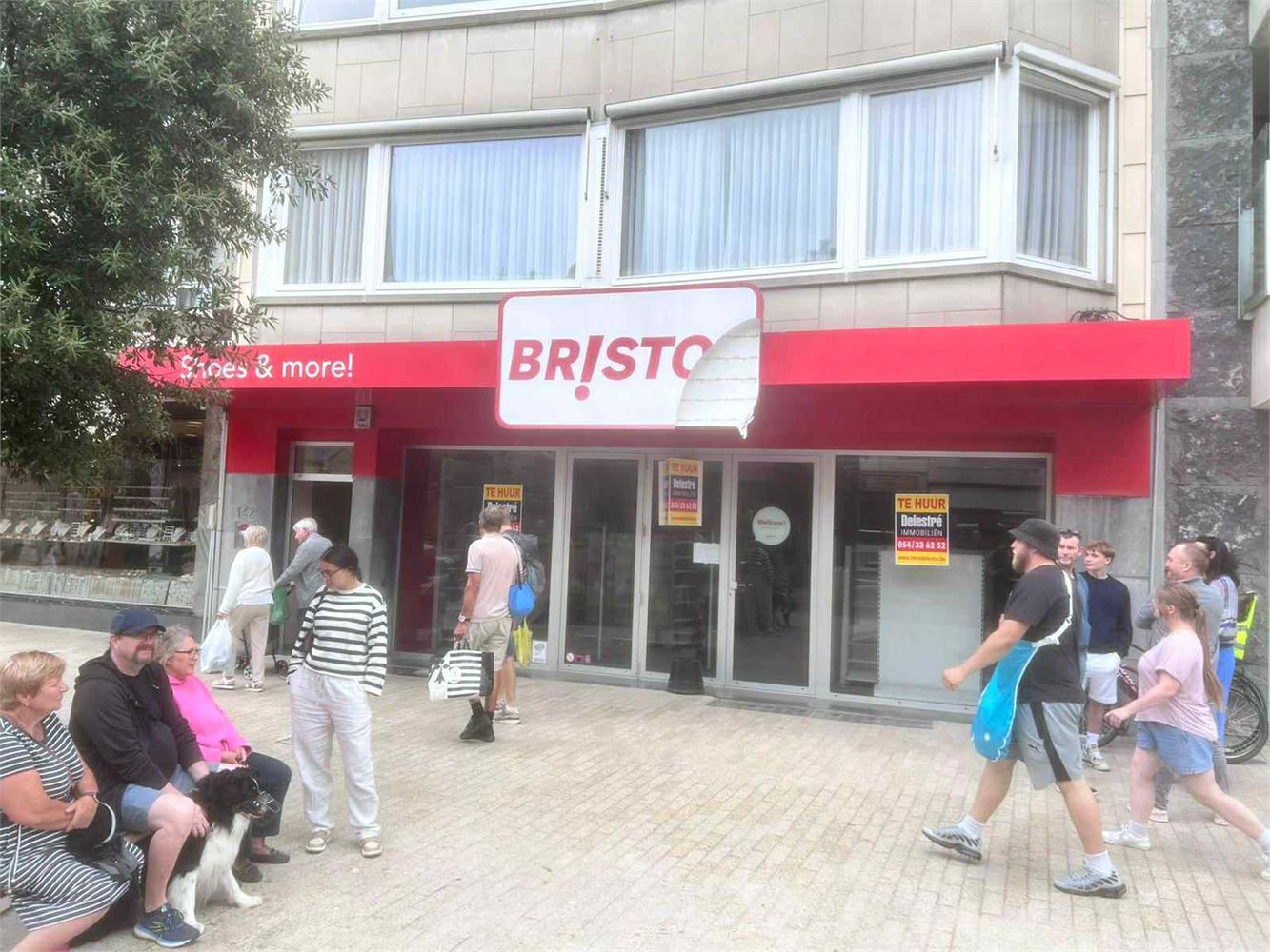 Commercieel gelijkvloers te huur – toplocatie in hartje De Panne foto 4