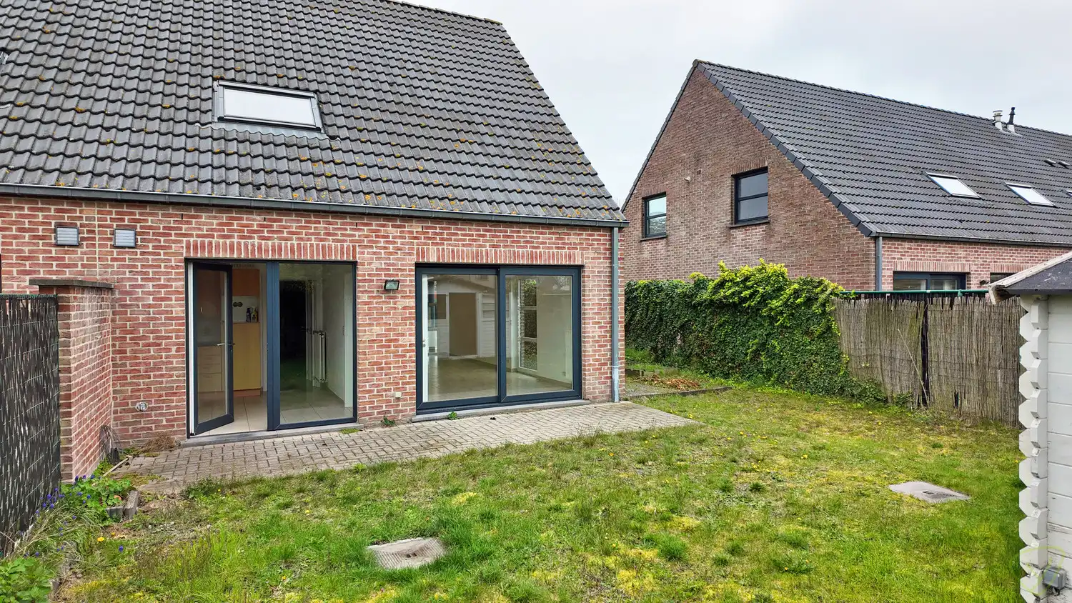 Moderne en gezellige gezinswoning gelegen te Adegem! foto 10