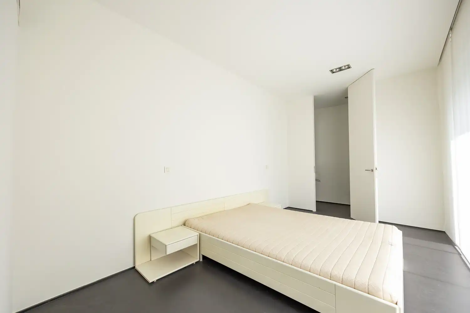 LUXUEUZE LOFT (341m²) MET TUIN (200m²), ZWEMBAD EN SAUNA IN LUXEPROJECT PAPYRUS TE ZURENBORG-ANTWERPEN foto 31
