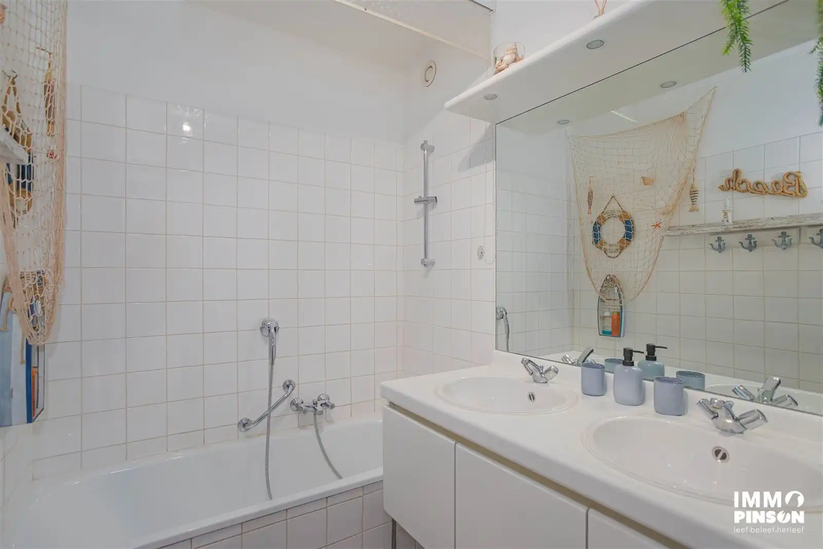 Appartement 2 slaapkamers, vrij uitzicht en centrale ligging foto 5