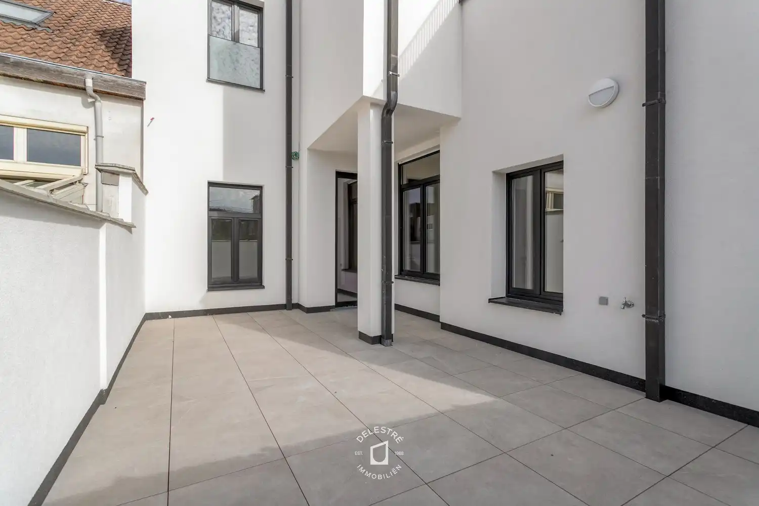 Exclusief vernieuwd en karaktervol luxe-appartement (163 m²) met riant terras 30 m² in het winkelhart van Aalst foto 4