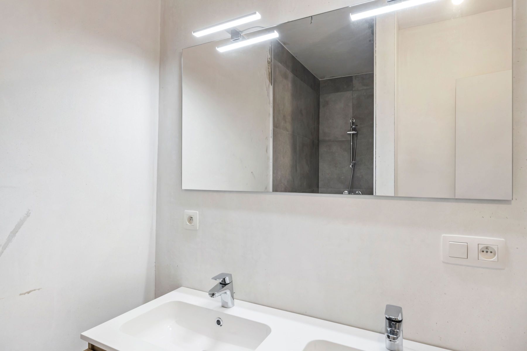 Nieuwbouwappartement met zéér ruim terras en groen zicht foto 13