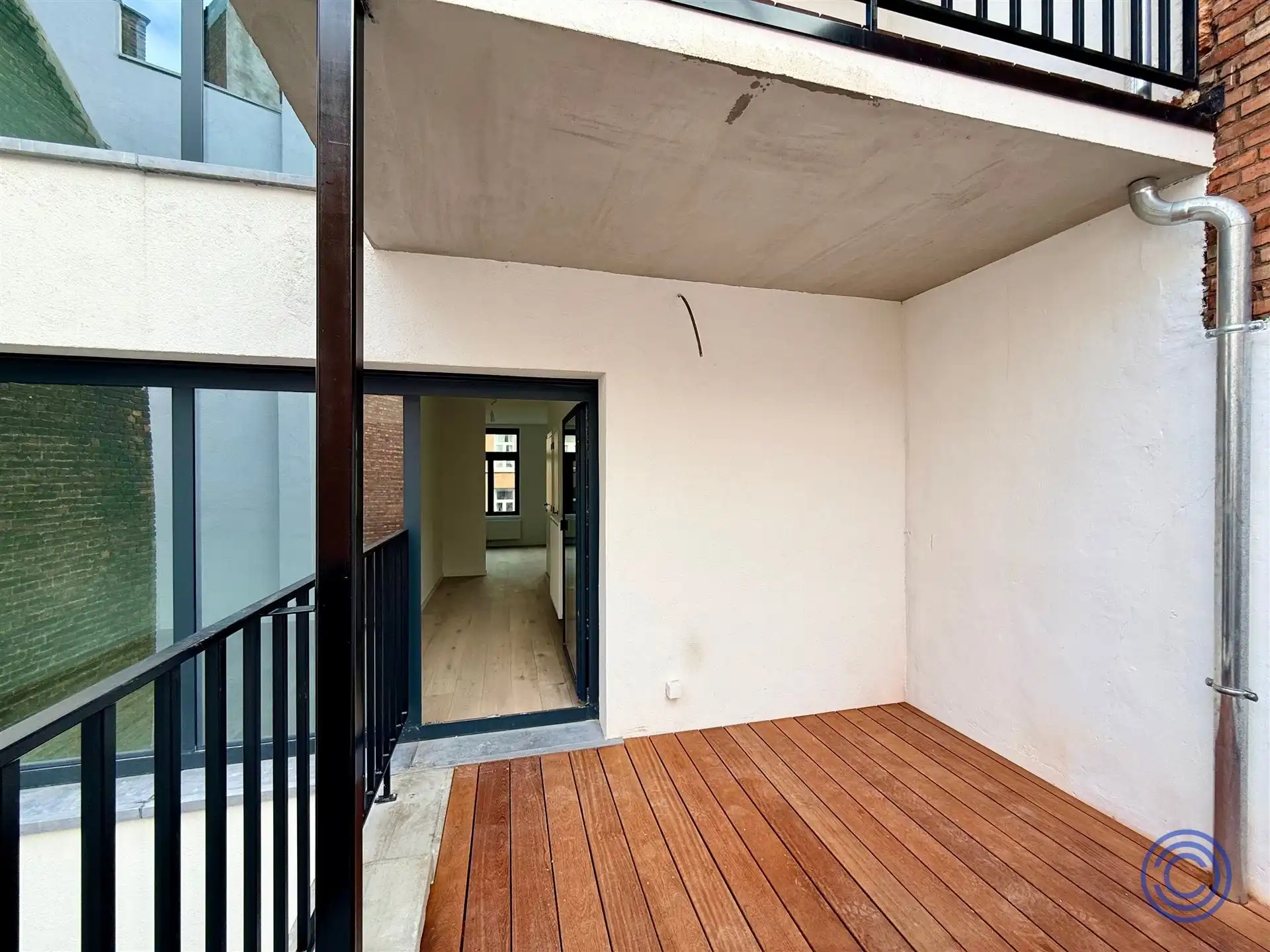 Prestigieus opbrengstgebouw aan Marnixplaats met potentieel rendement van 5%! foto 11