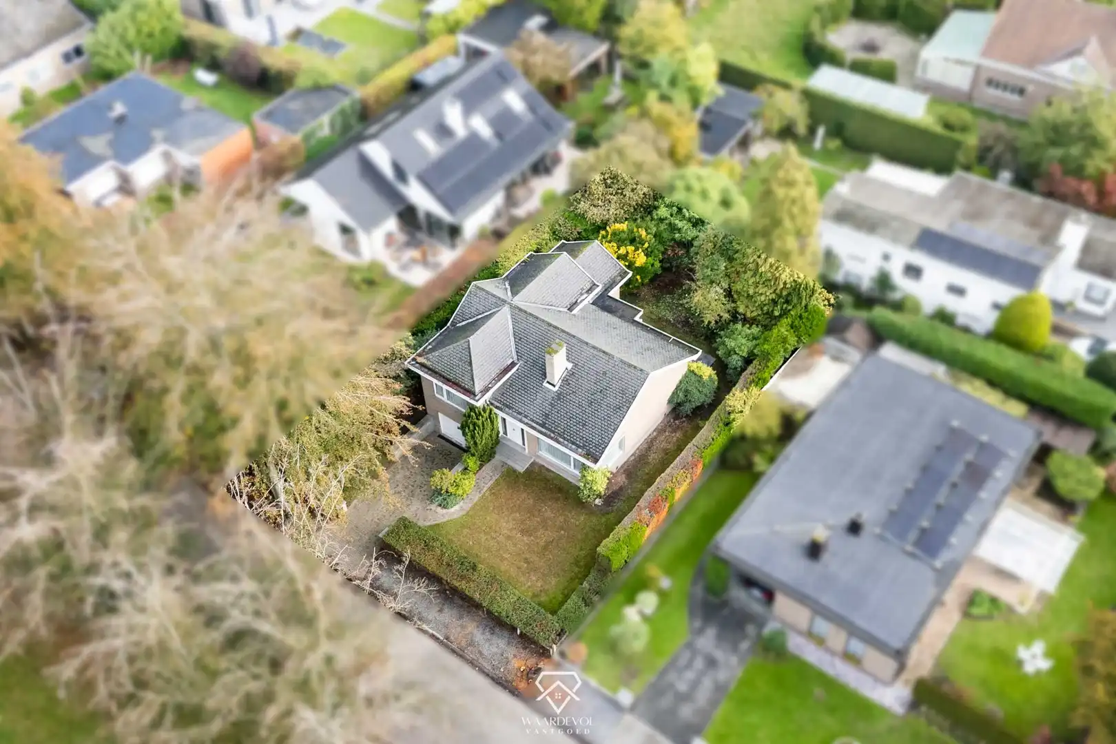 Karaktervolle open bebouwing met ruime tuin in Mariakerke foto 21