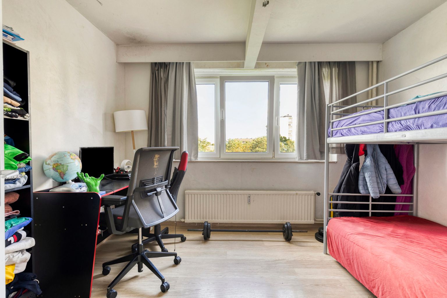 Instapklaar 3-slaapkamer appartement met subliem uitzicht foto 8