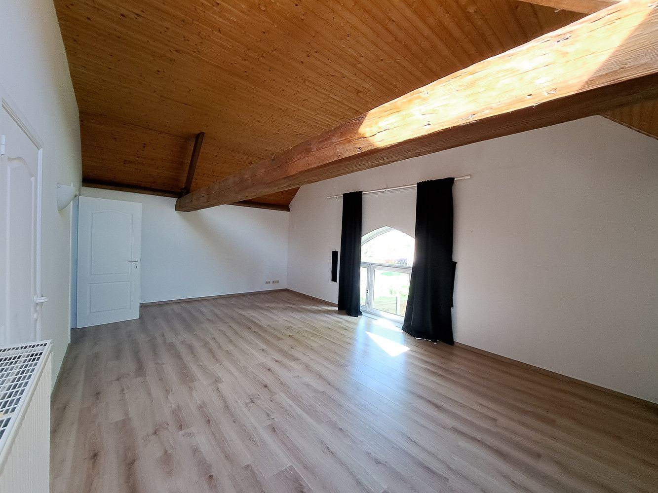 Grote woning in privédomein foto 15