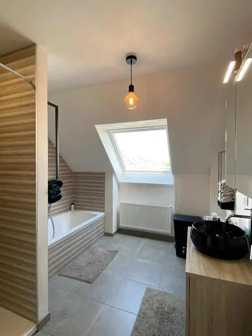 RECENTE WONING MET LANDELIJKE ASPECTEN | 4 SLPKS | GARAGE | TUIN foto 10