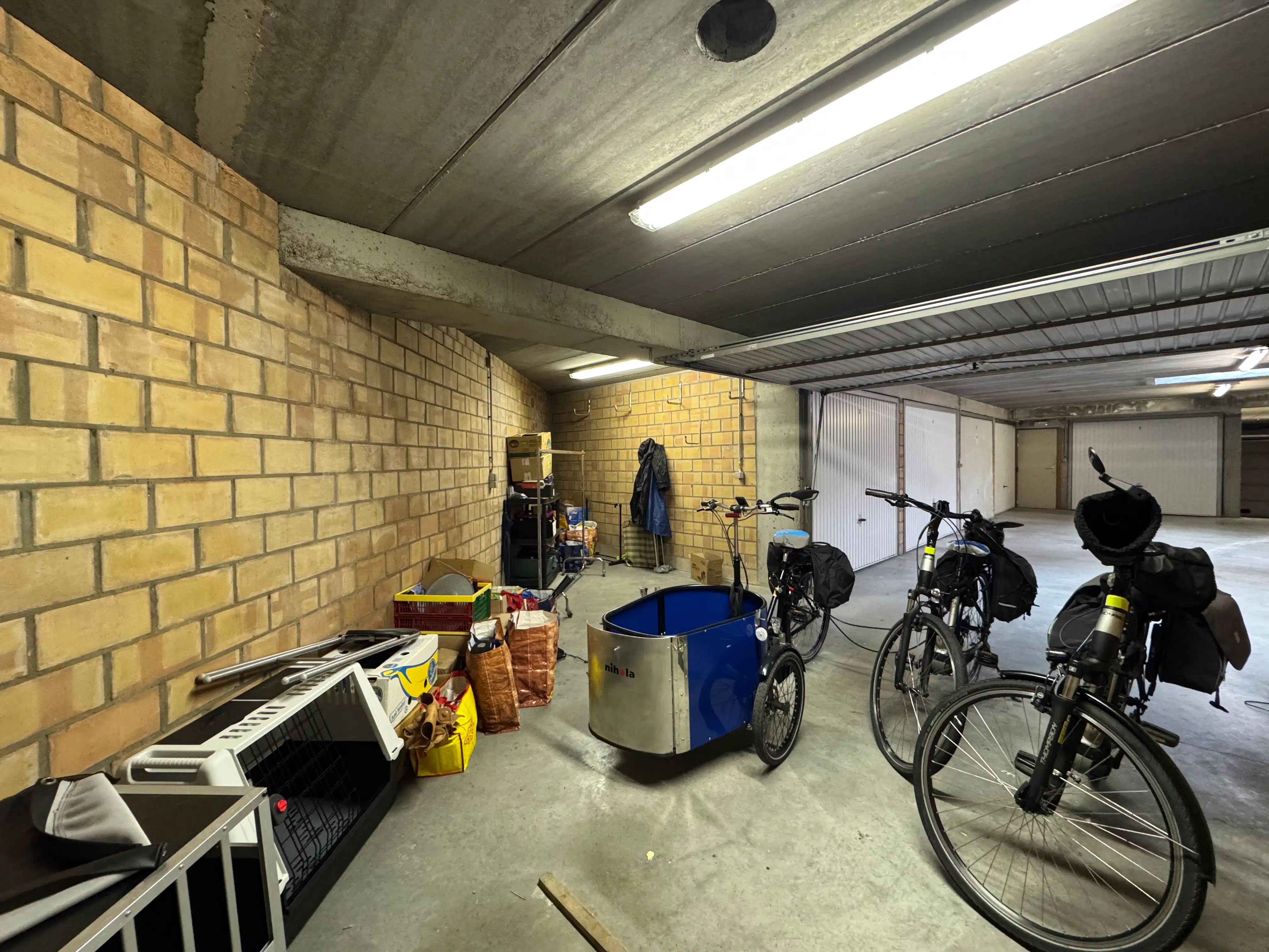 Garagebox 32m² op centrale legging foto 3