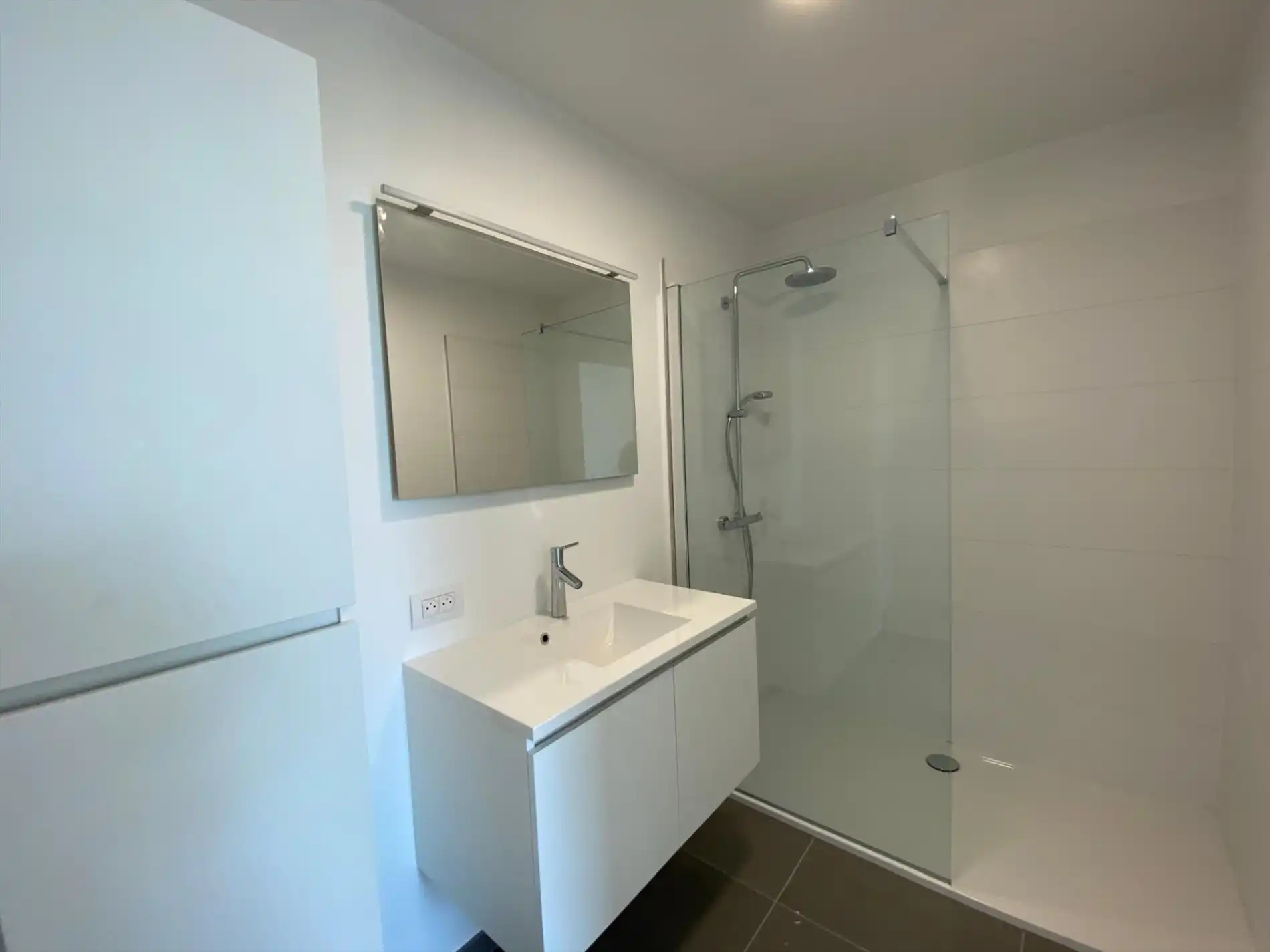 Stijlvol appartement in Park De Borchgrave te koop in Olsene! foto 13