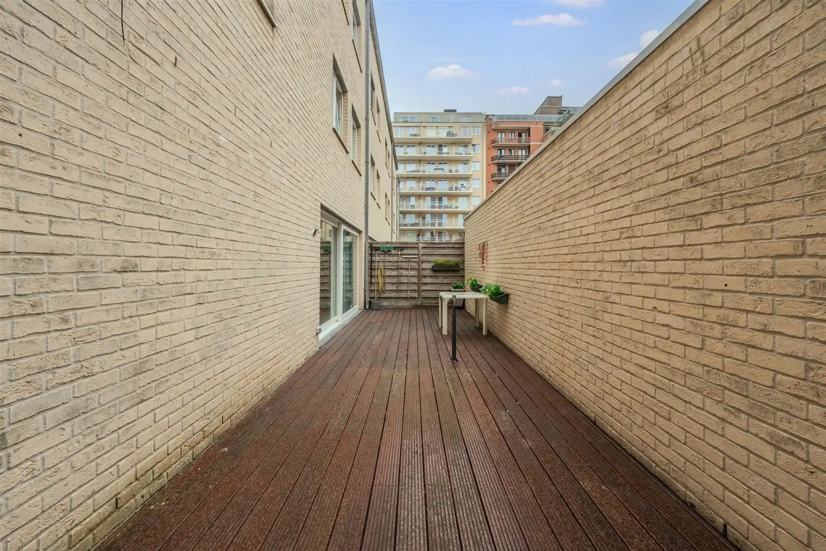 1 slaapkamer appartement in recent gebouw foto 17