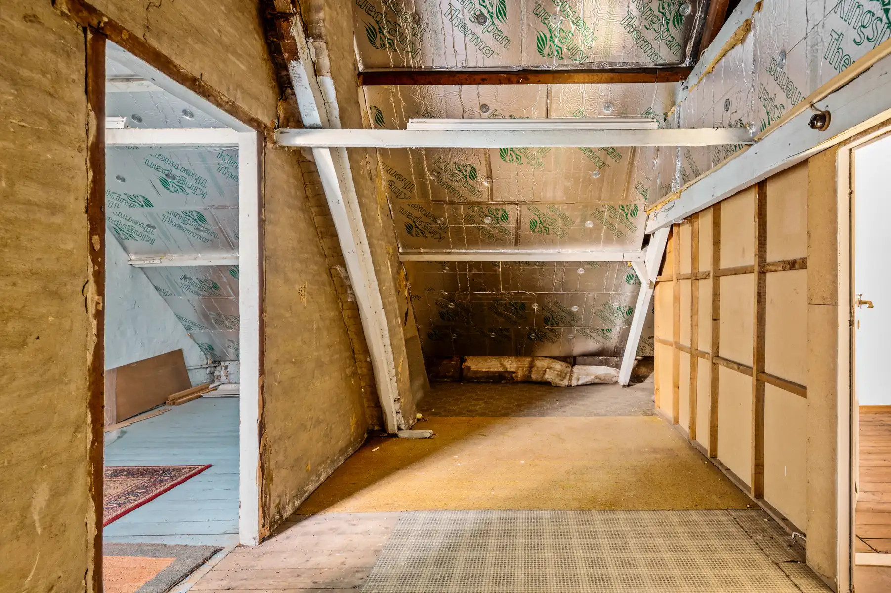 Ruim te renoveren duplex appartement met terras in centrum foto 18