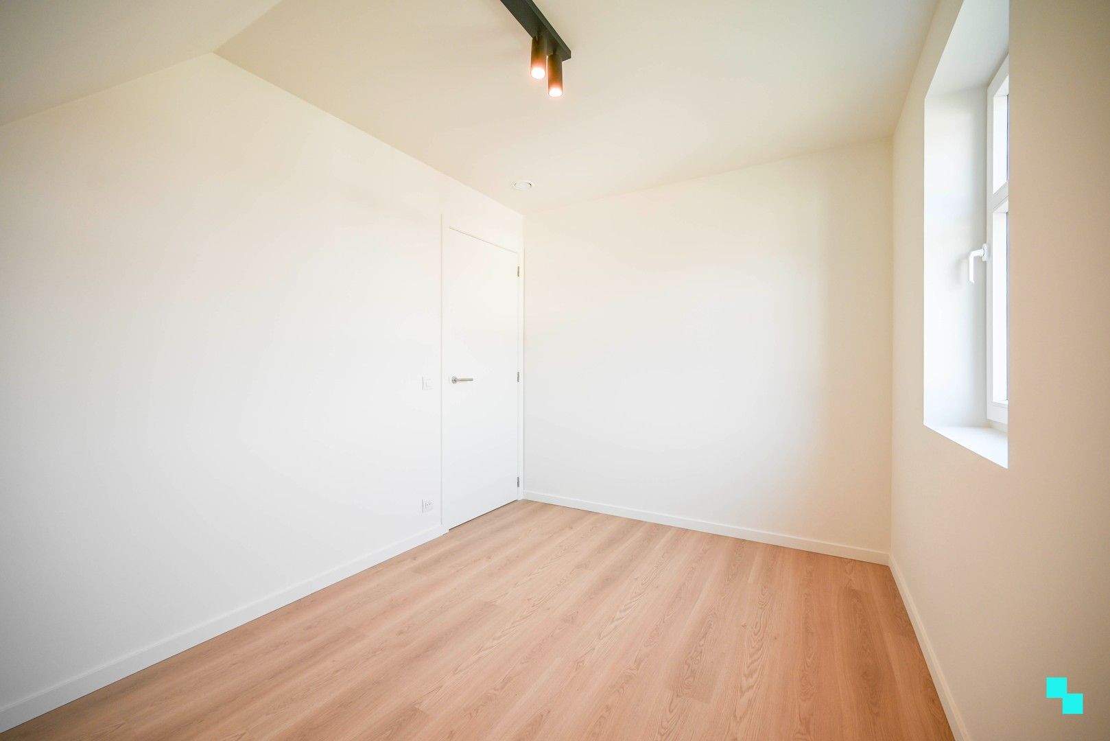 Ruime nieuwbouwwoning vlakbij het centrum van Wielsbeke foto 20