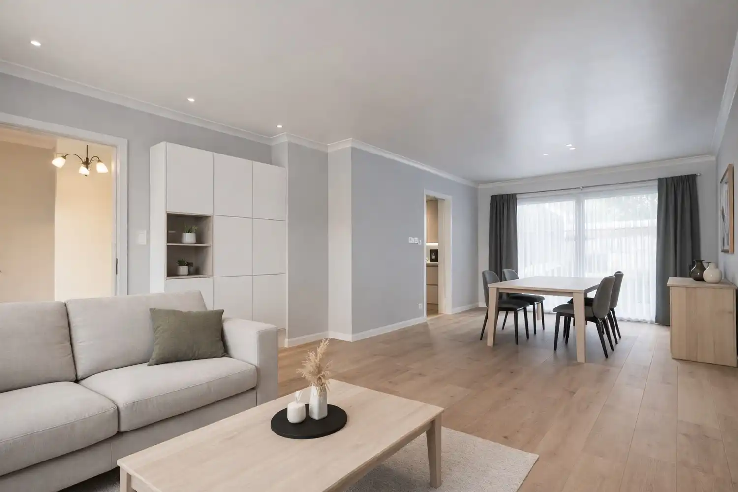 Ruime gezinswoning op een mooi perceel in de Witte Wijk foto 7