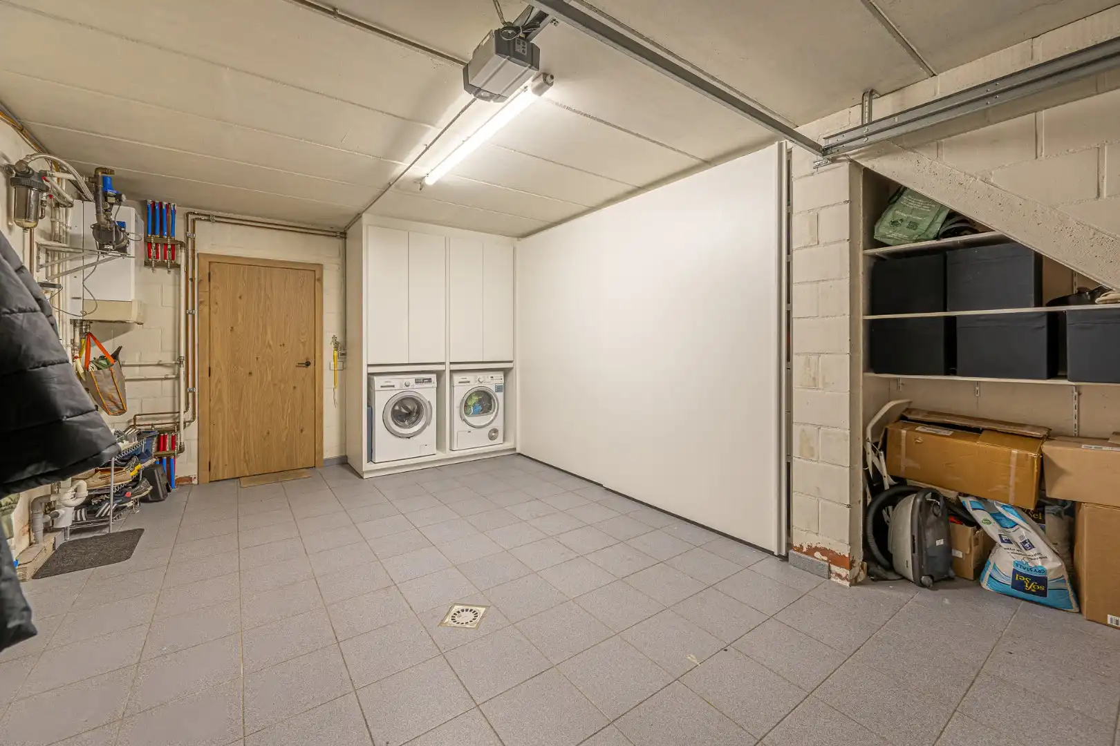 Instapklare halfopen woning met 3 slaapkamers, garage en zongerichte tuin in Zonnebeke foto 20