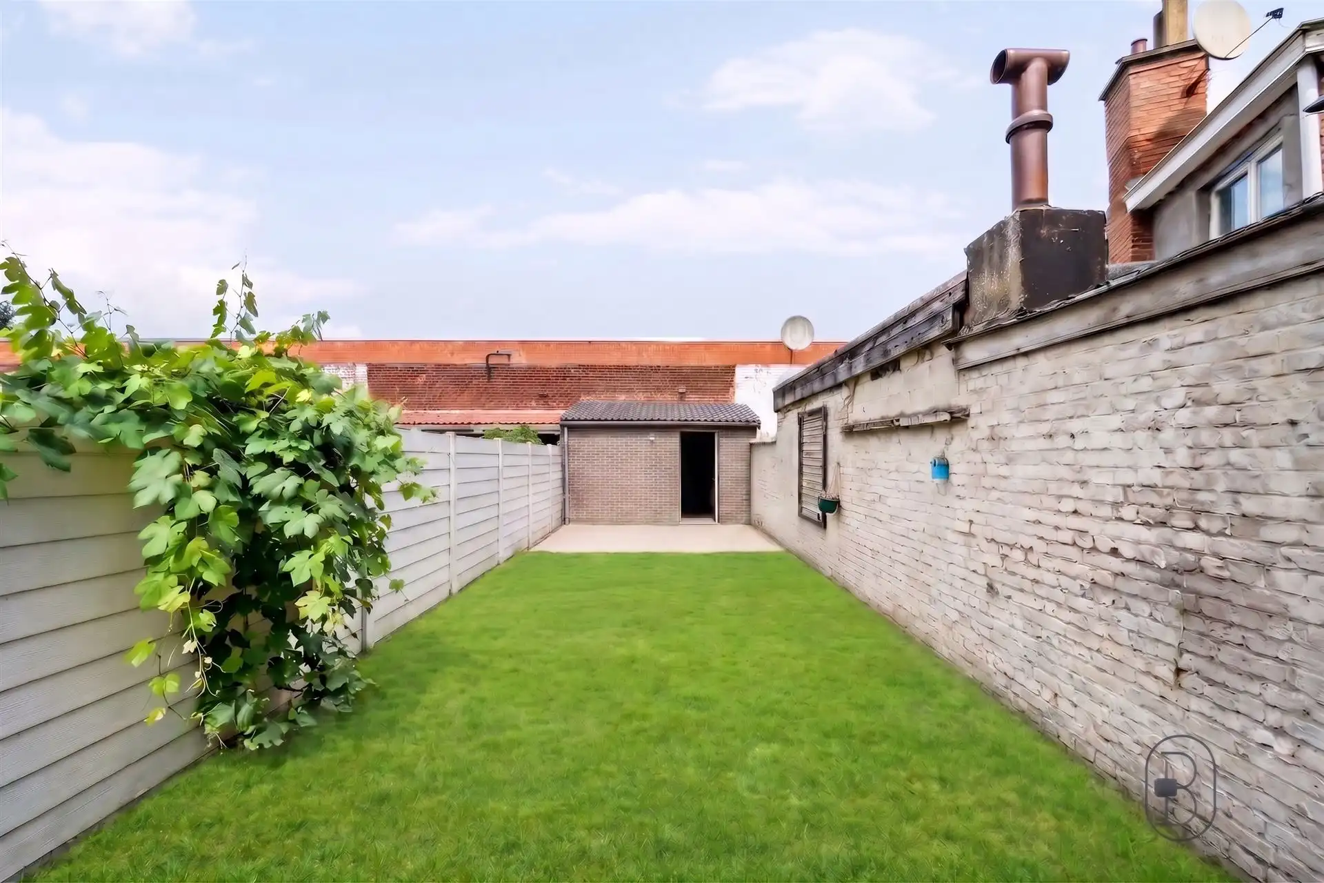 Karaktervolle instapklare woning met 4 slpk en tuin foto 18