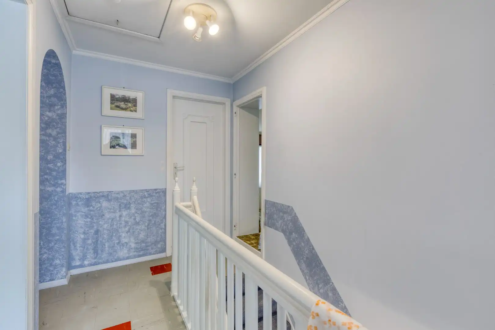 Te renoveren woning met 4 slaapkamers, garage en tuin op rustige ligging! foto 11