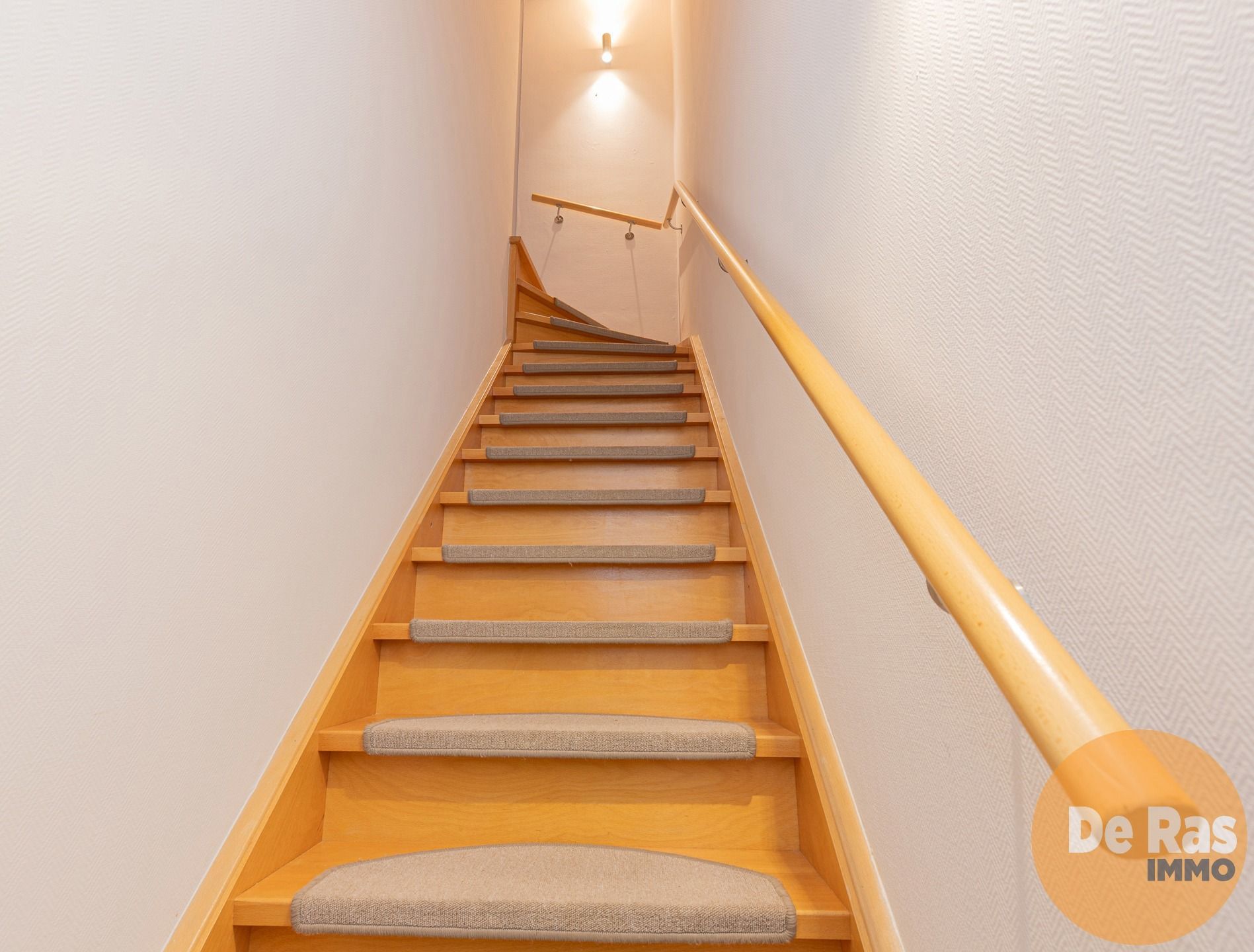 HERZELE - Ruim triplexappartement in centrum foto 15