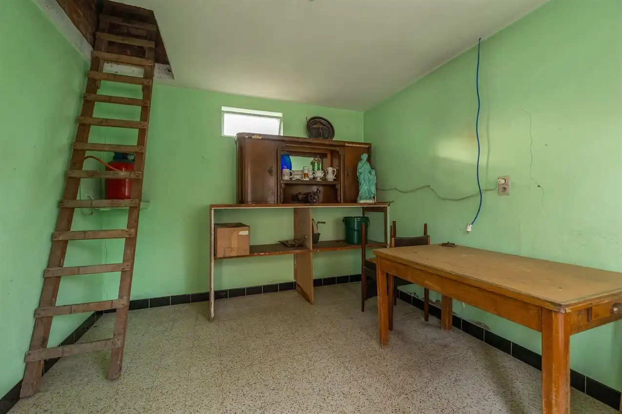 Vrijstaande woning met 3slk in verkeersluwe straat foto 25