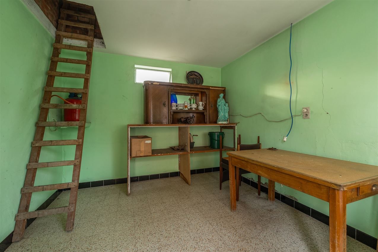 Vrijstaande woning met 3slk in verkeersluwe straat foto 25