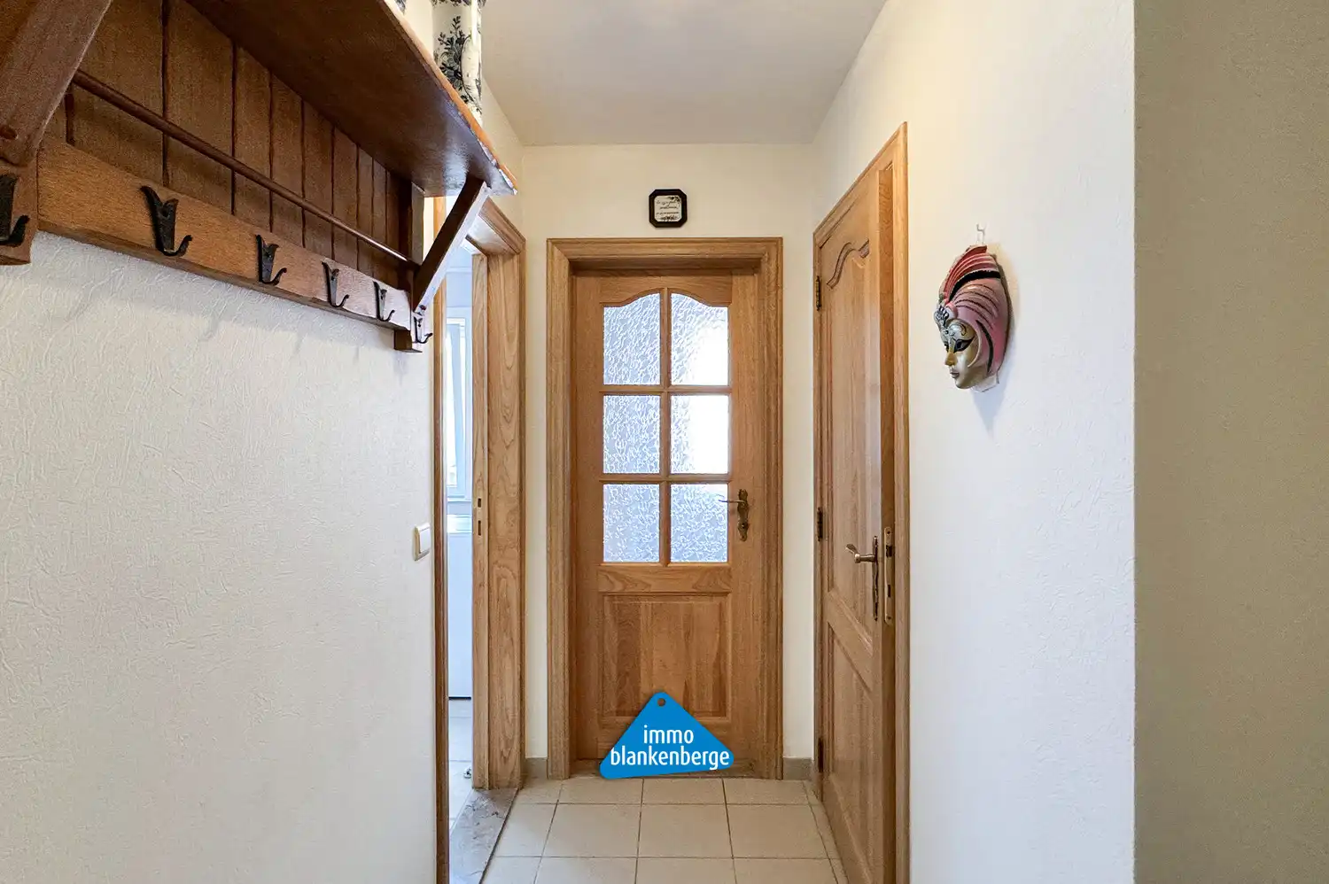 Gelijkvloers Appartement met Twee Slaapkamers foto 14