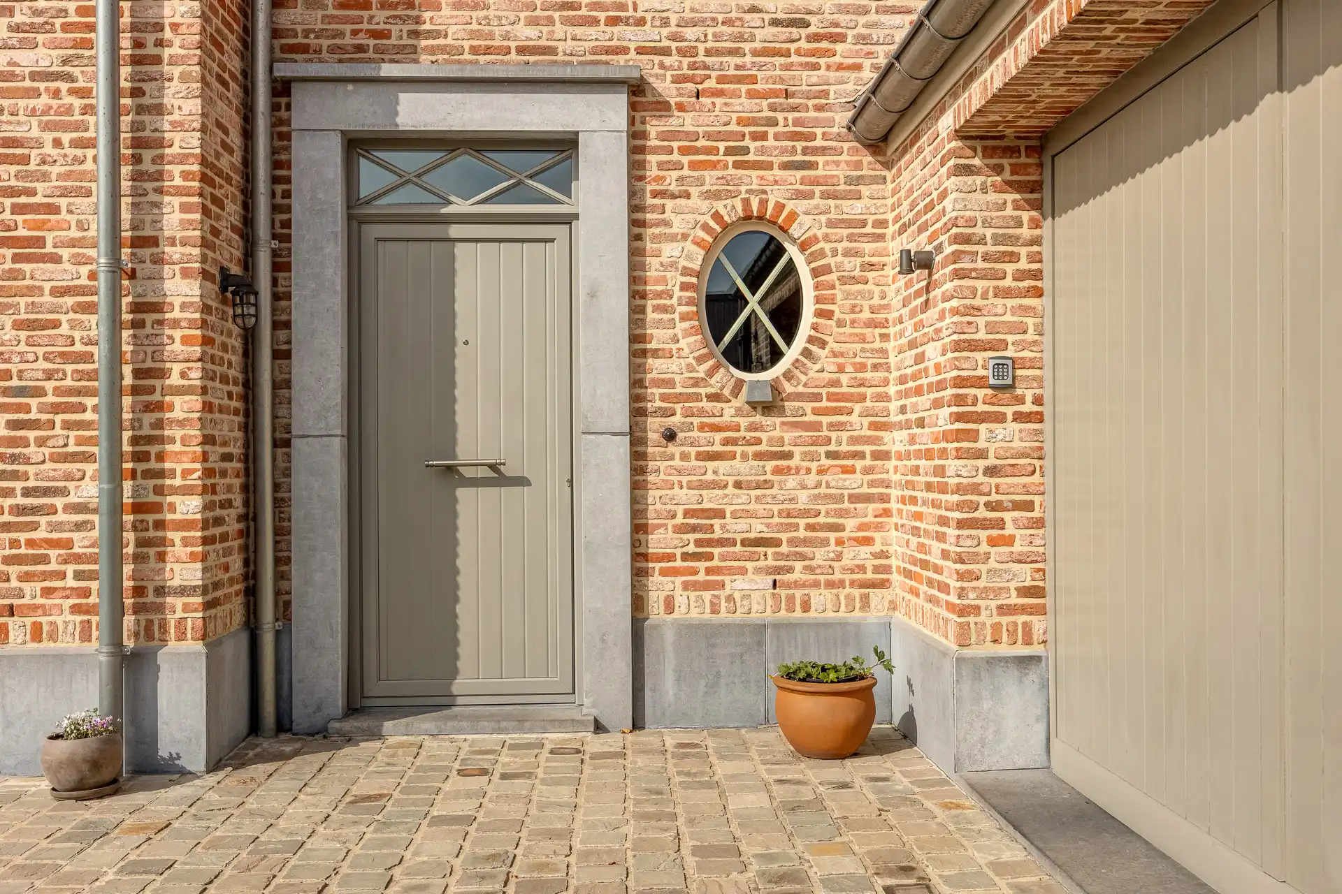 Ruime tijdloze villa met zwembad, poolhouse & prachtige tuin in Boortmeerbeek foto 21
