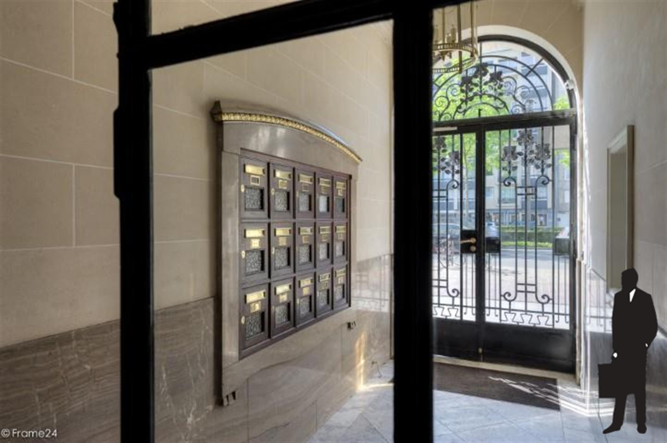 Authentiek appartement (ca 80m²) in Art Nouveau stijl. foto 20