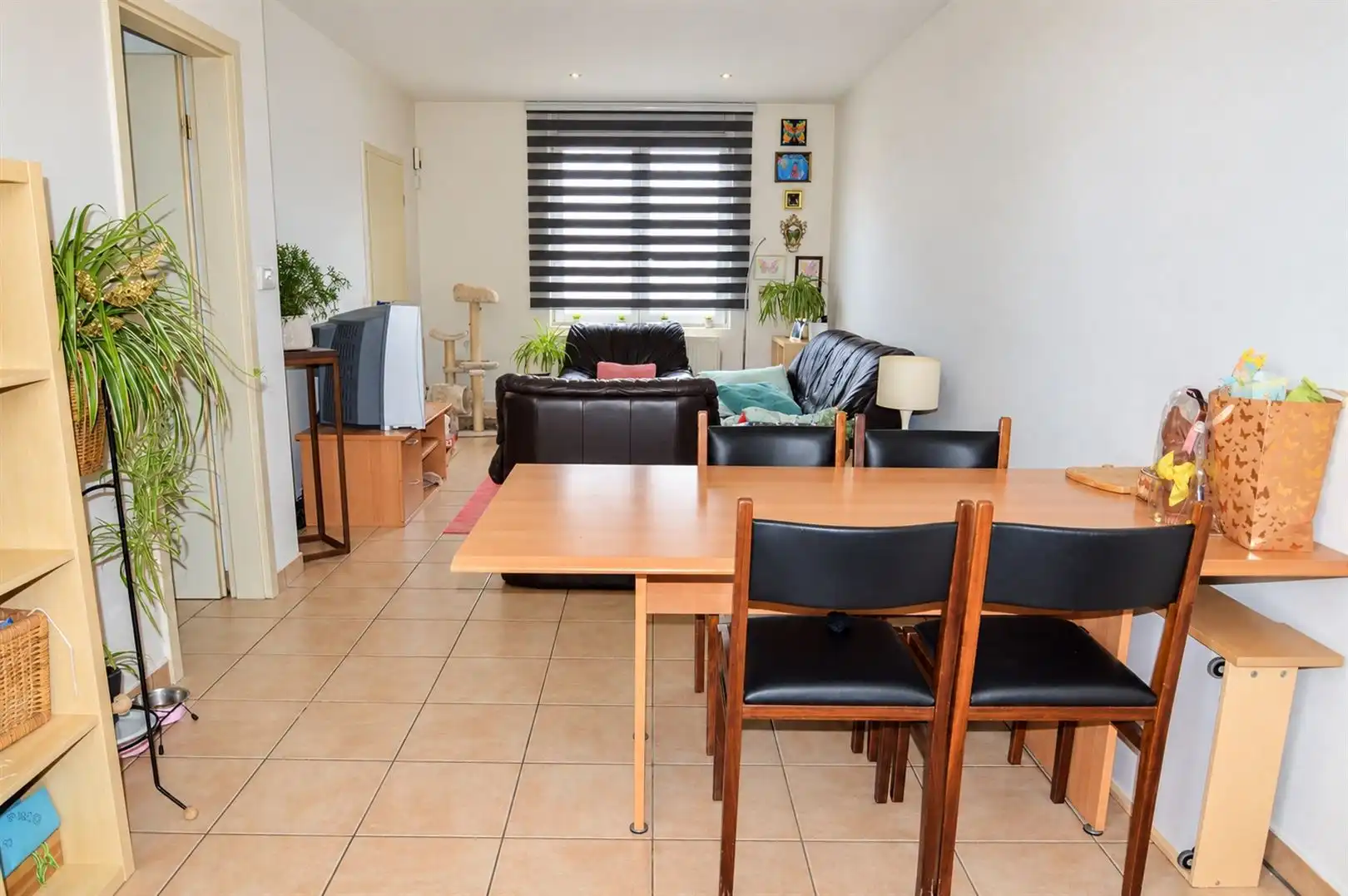 Instapklare woning met garage en tuin op centrale ligging foto 2