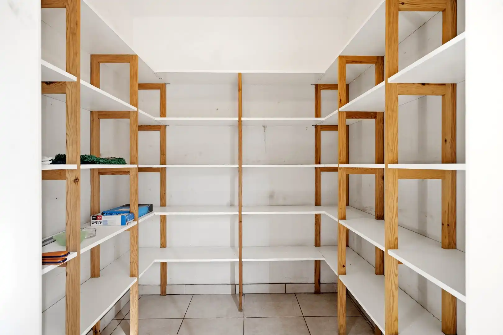 Ruime halfopen woning met 5 slaapkamers te koop in Werken met garage en ruime tuin! foto 10