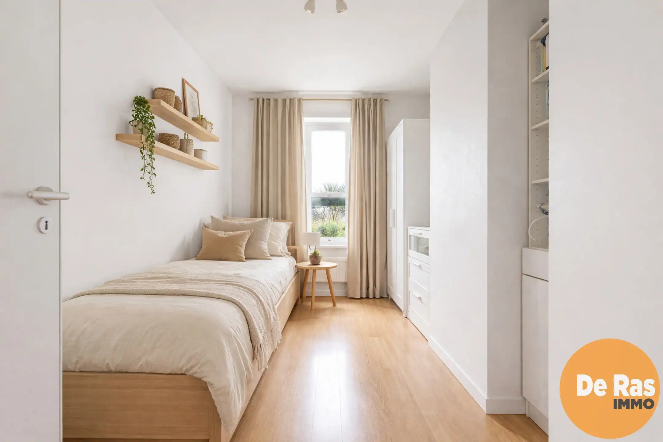 DENDERHOUTEM - Bel - etage met 3 slpk, tuin en ruime garage foto 8