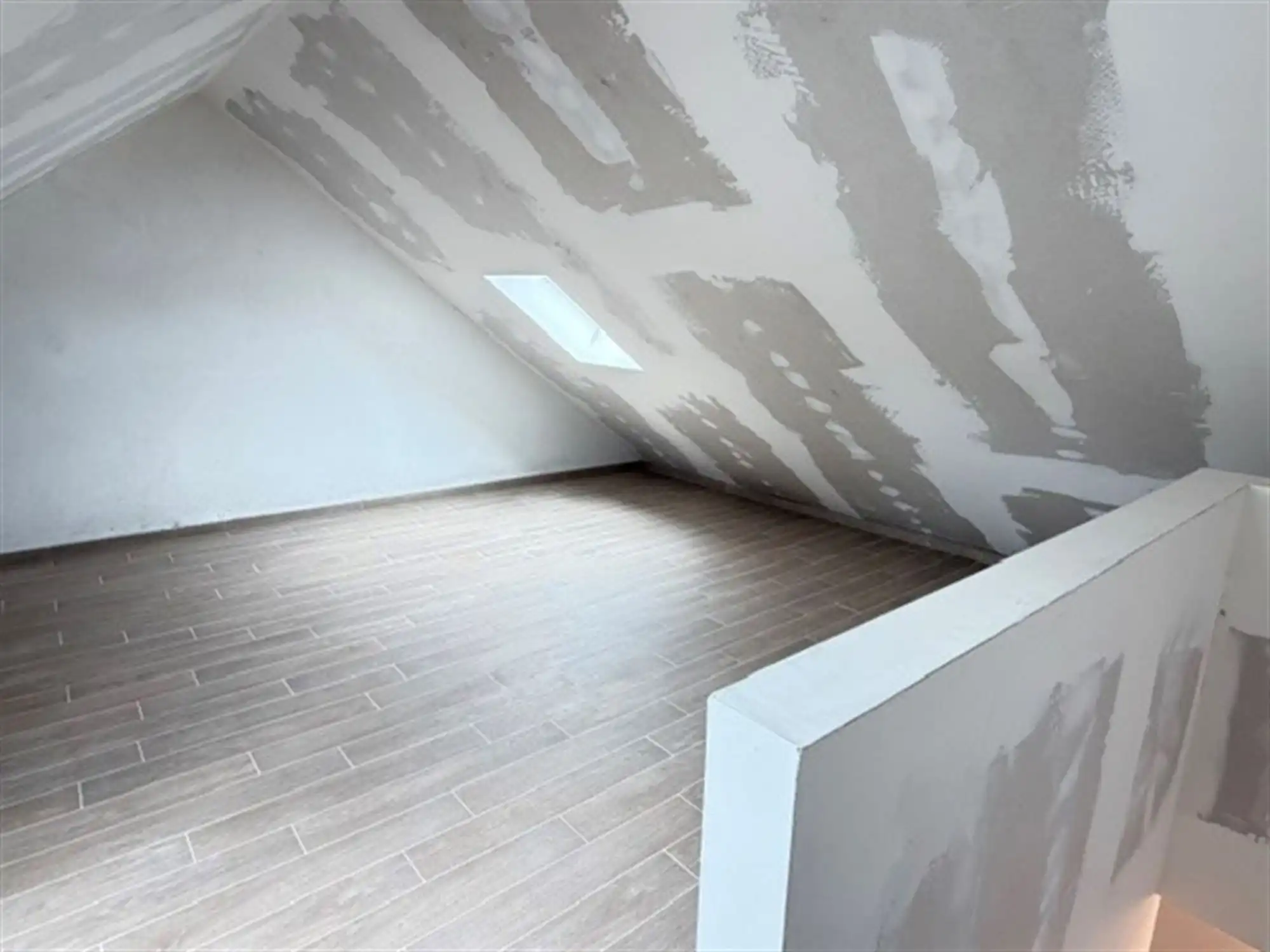 Gerenoveerde woning met 2 tot 3 slaapkamers foto 9