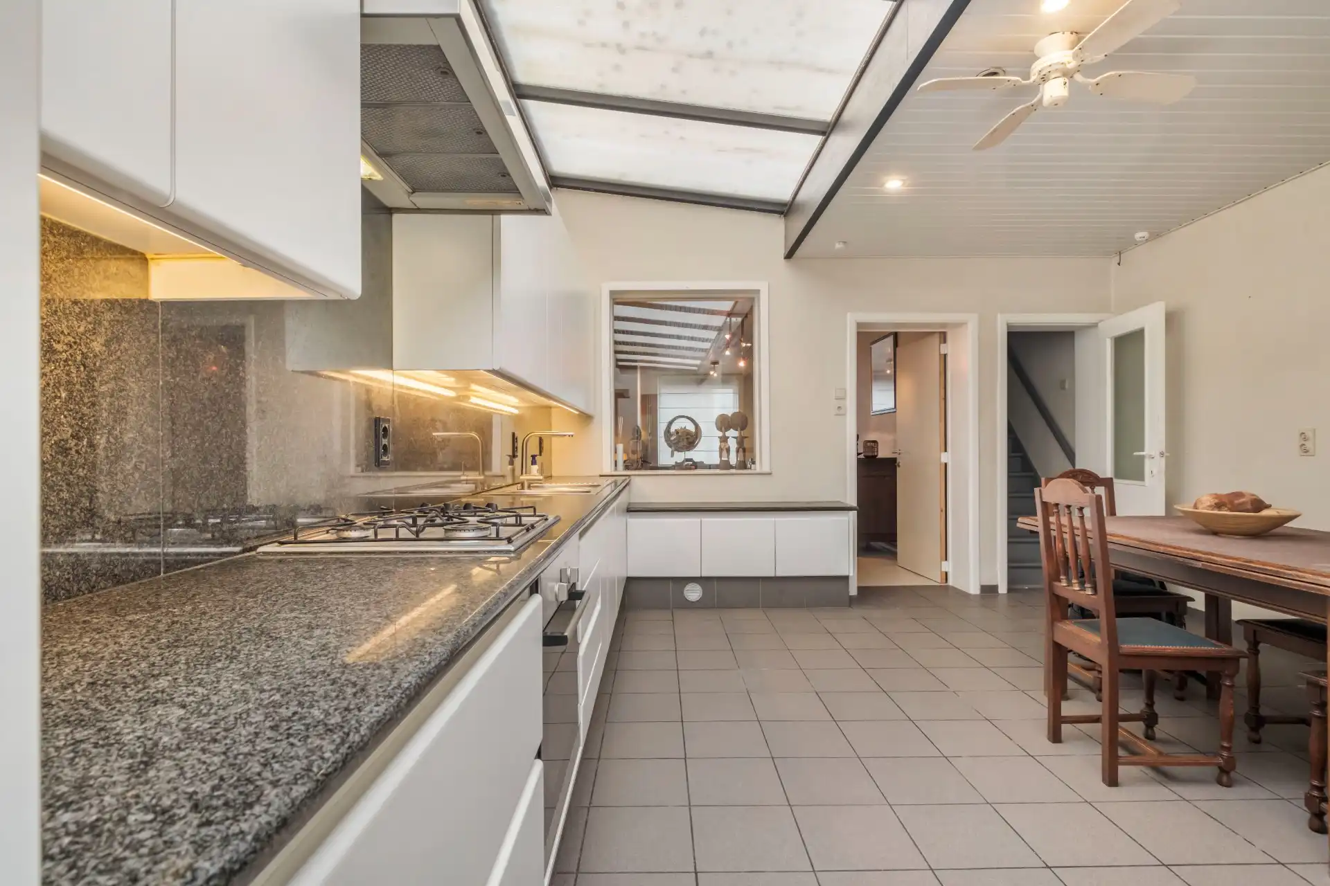 Instapklare woning met 3 slaapkamers in centrum Waregem foto 11