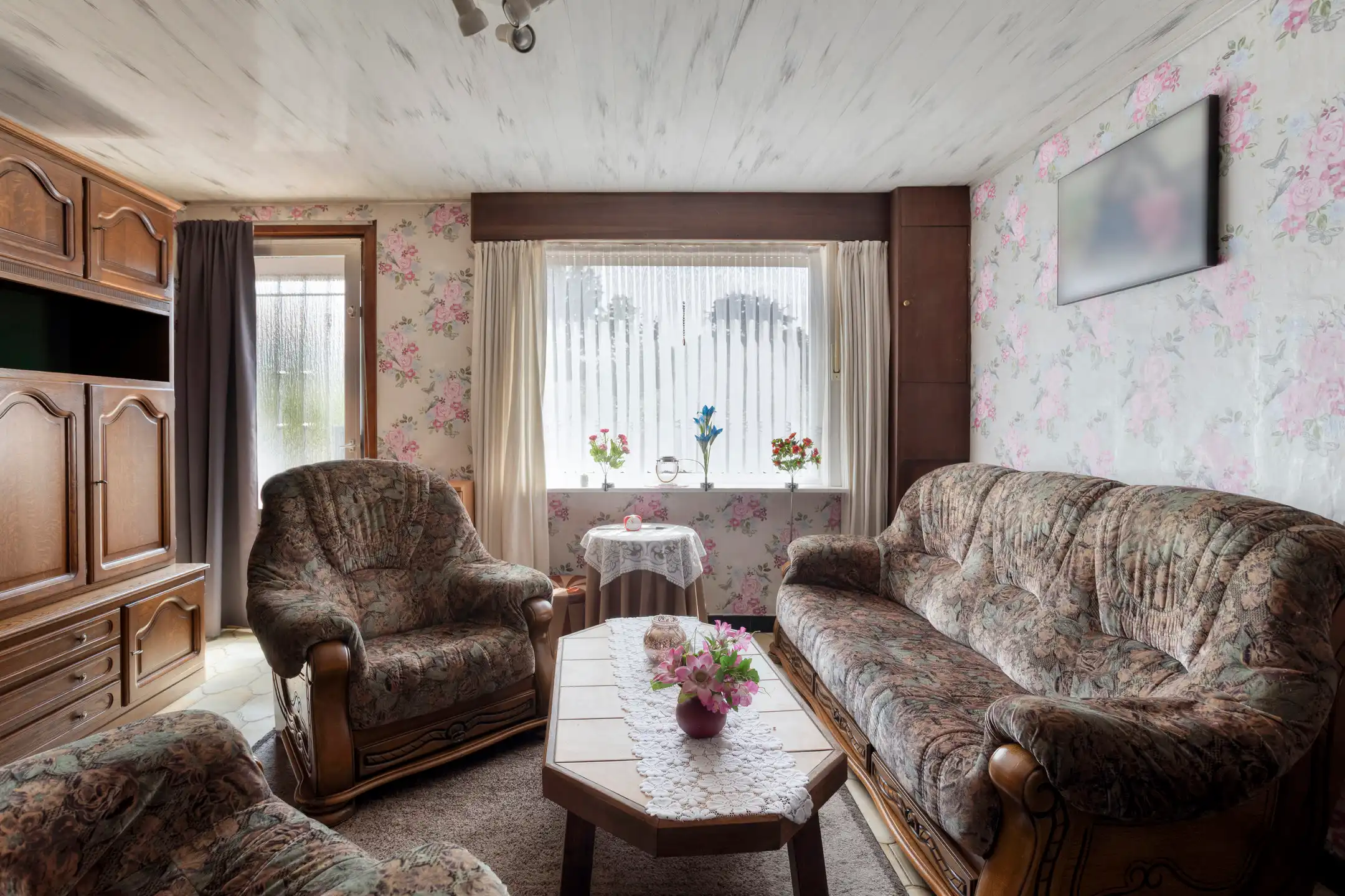 Te renoveren woning met 3 slaapkamers op 9a50ca foto 3