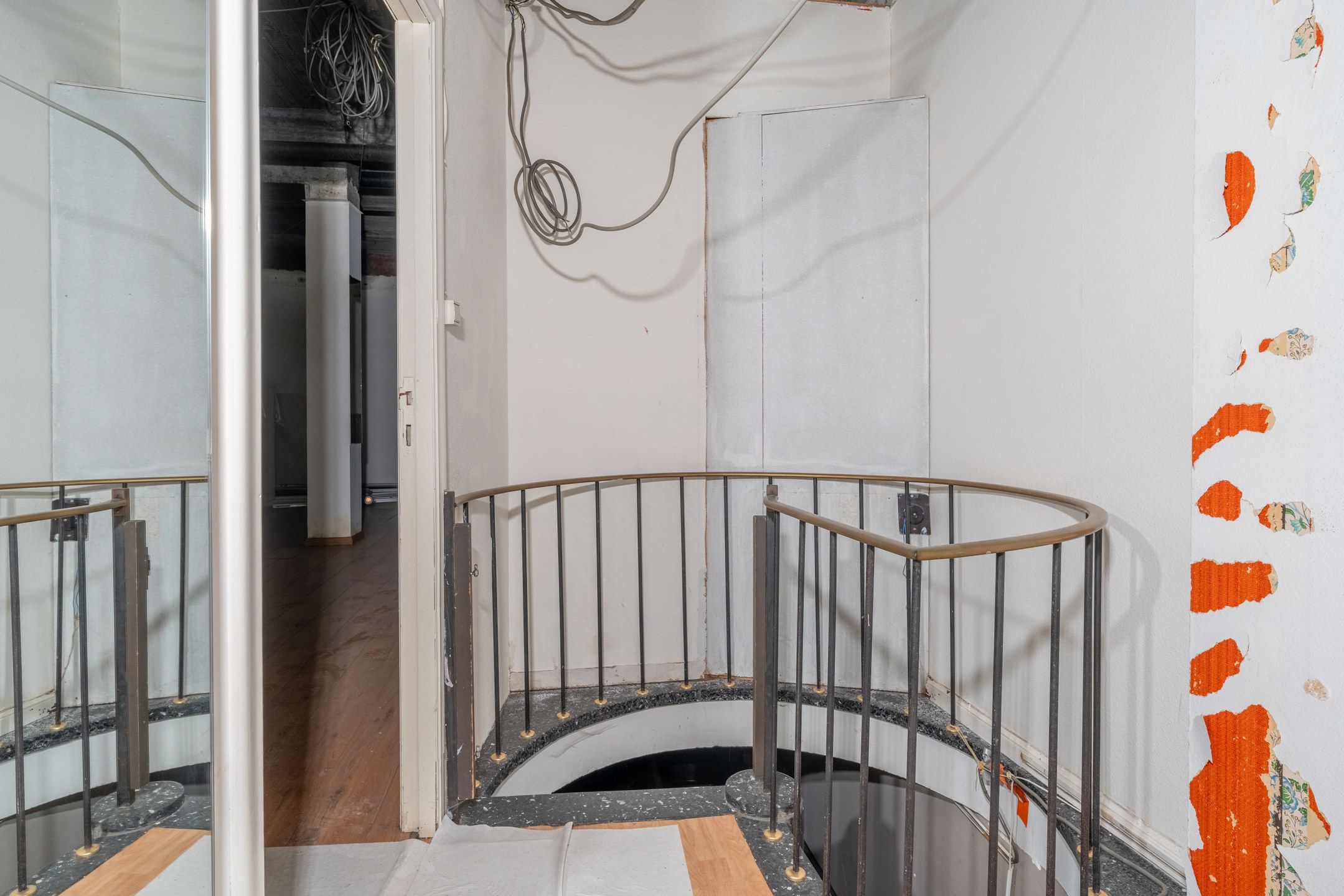 Ruim handelspand met mooie vitrinebreedte, centraal gelegen te Turnhout foto 14