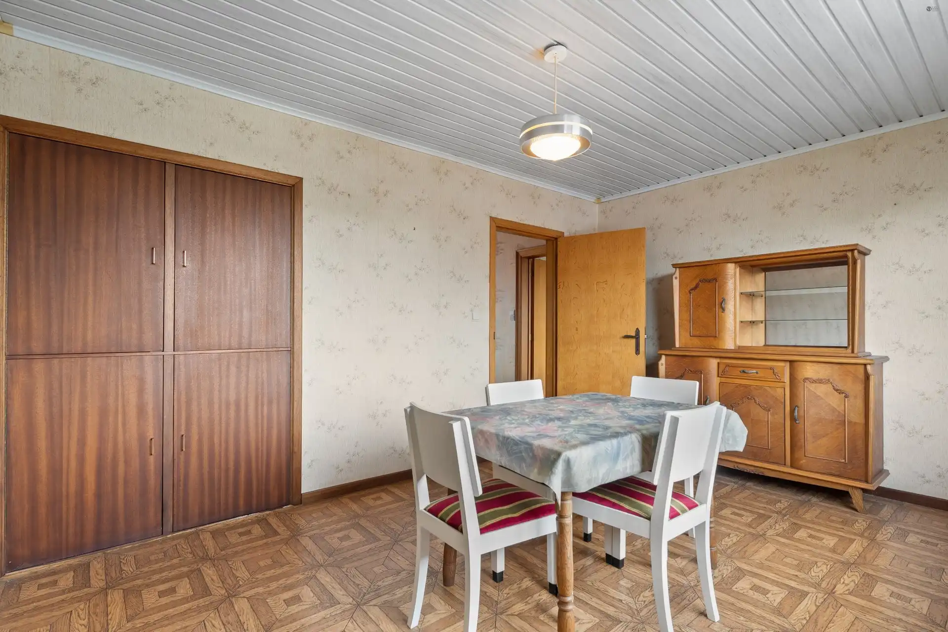 degelijke woning met veel mogelijkheden foto 15