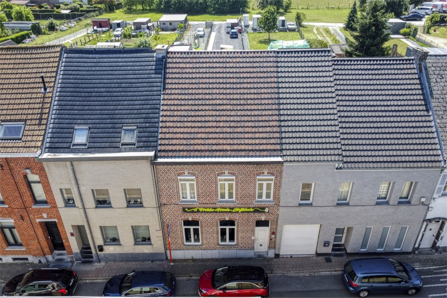 Verrassend ruime instapklare woning met 6 slaapkamers en zonnige tuin – hartje Meerbeke foto 33