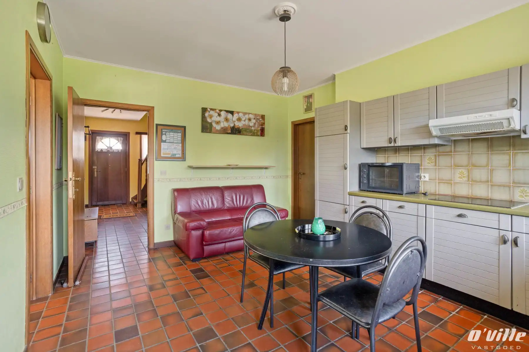 Klassieke stijlvolle villa met dakkapel foto 12