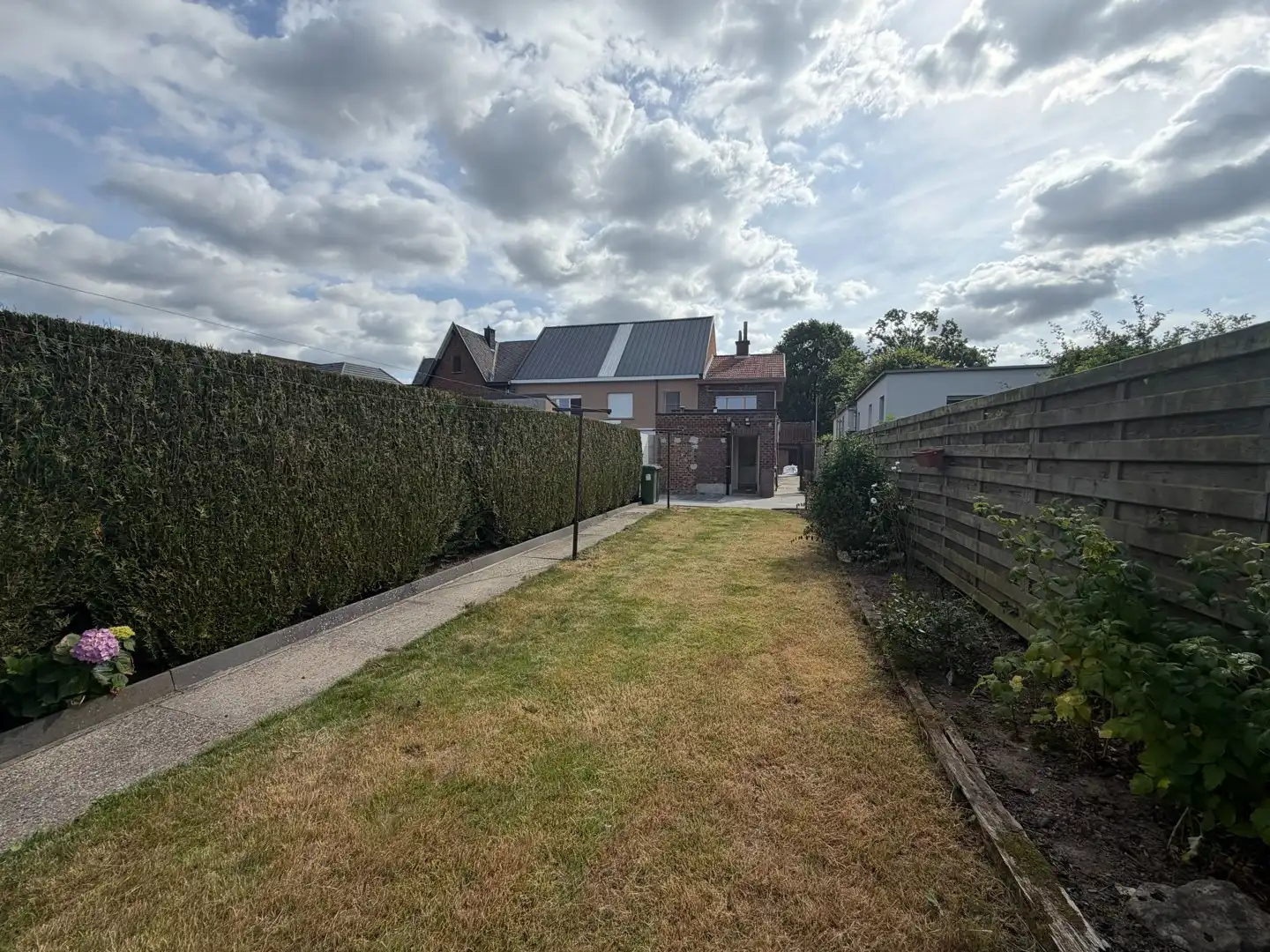 Gezellige gezinswoning te Nieuwerkerken foto 12