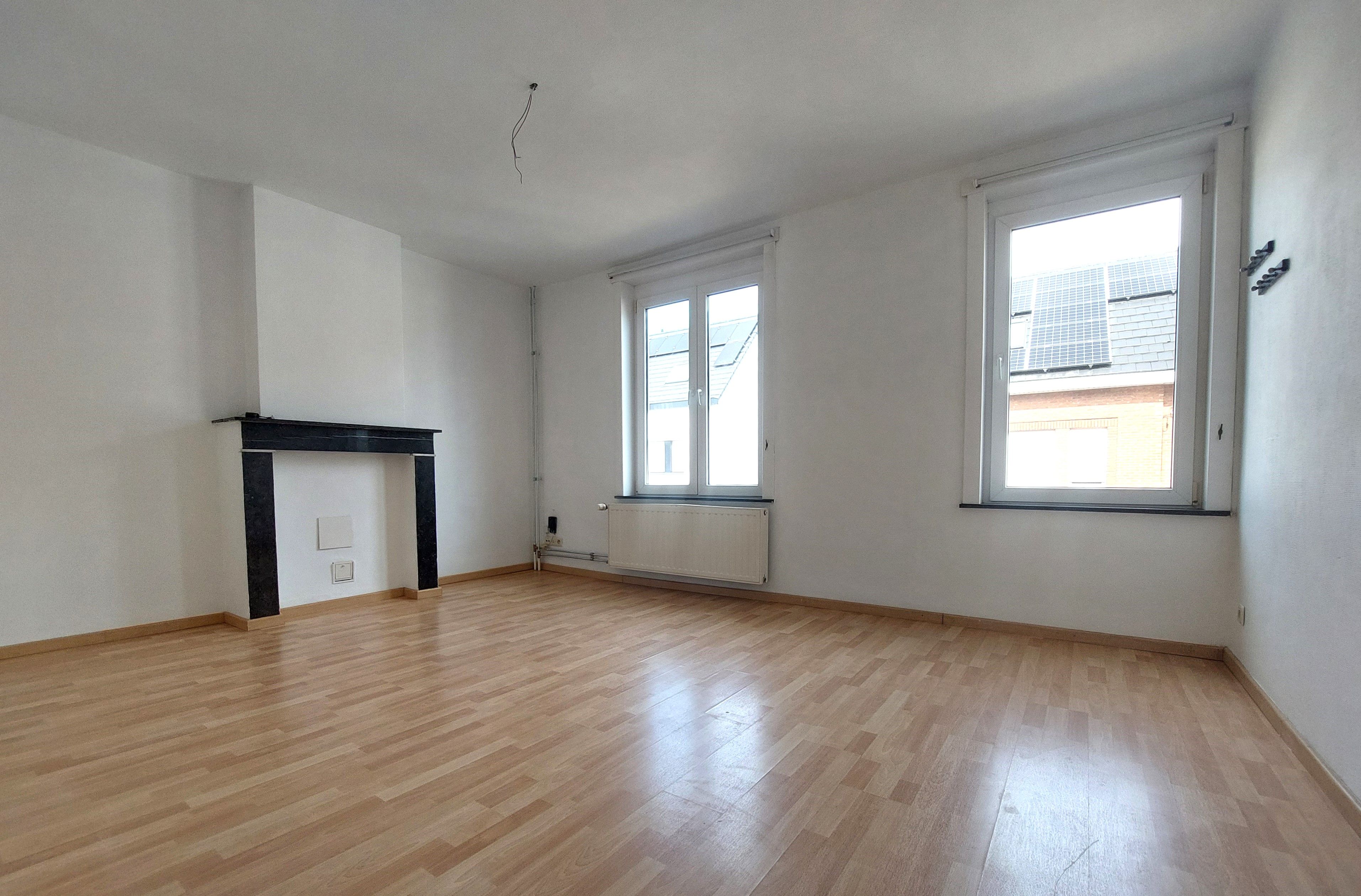 RUIME WONING / 2 SLAAPKAMERS + DOORLOOPKAMER / GARAGE / TUINTERRAS / STADSRAND foto 18