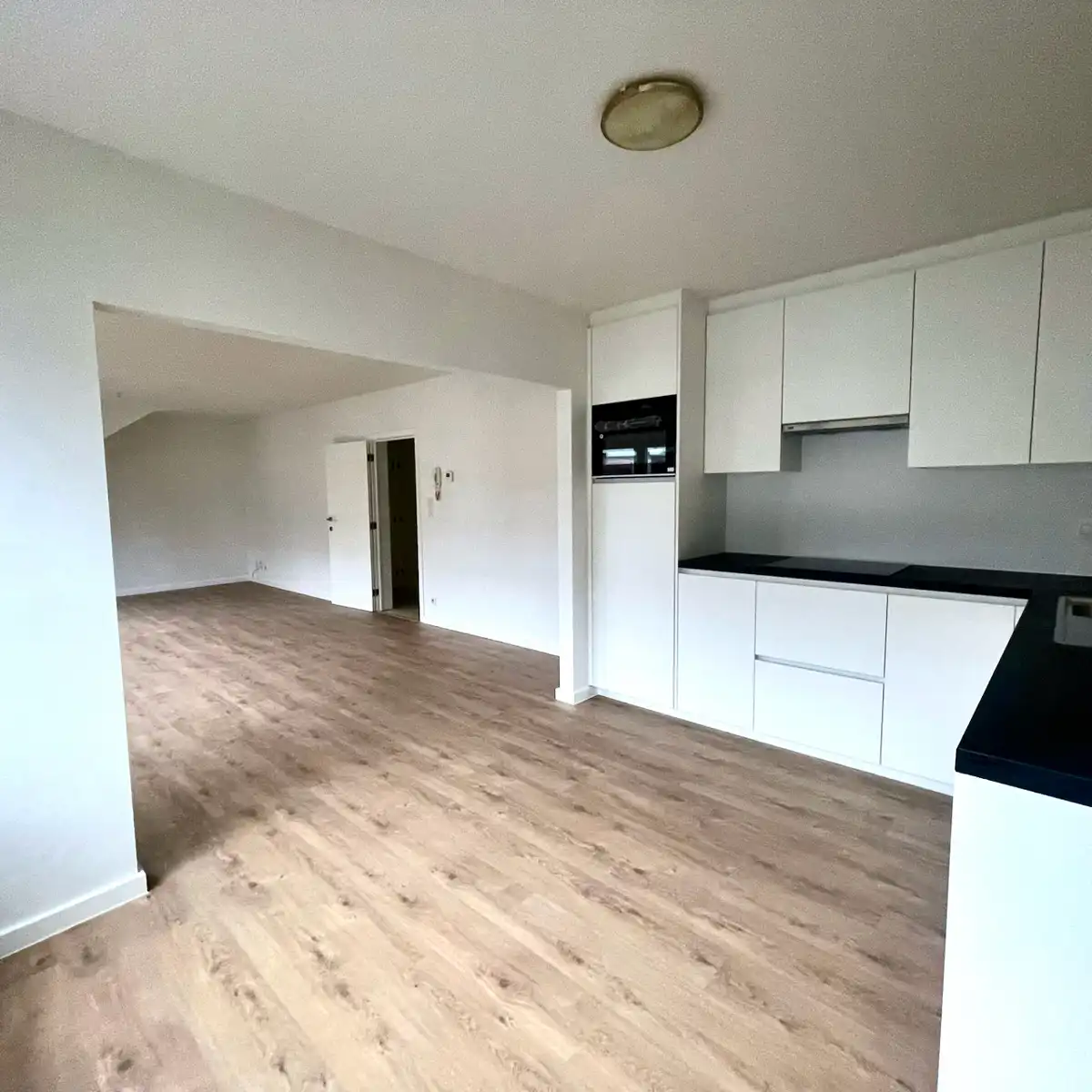 Instapklaar appartement midden in centrum Oud-Turnhout foto 8