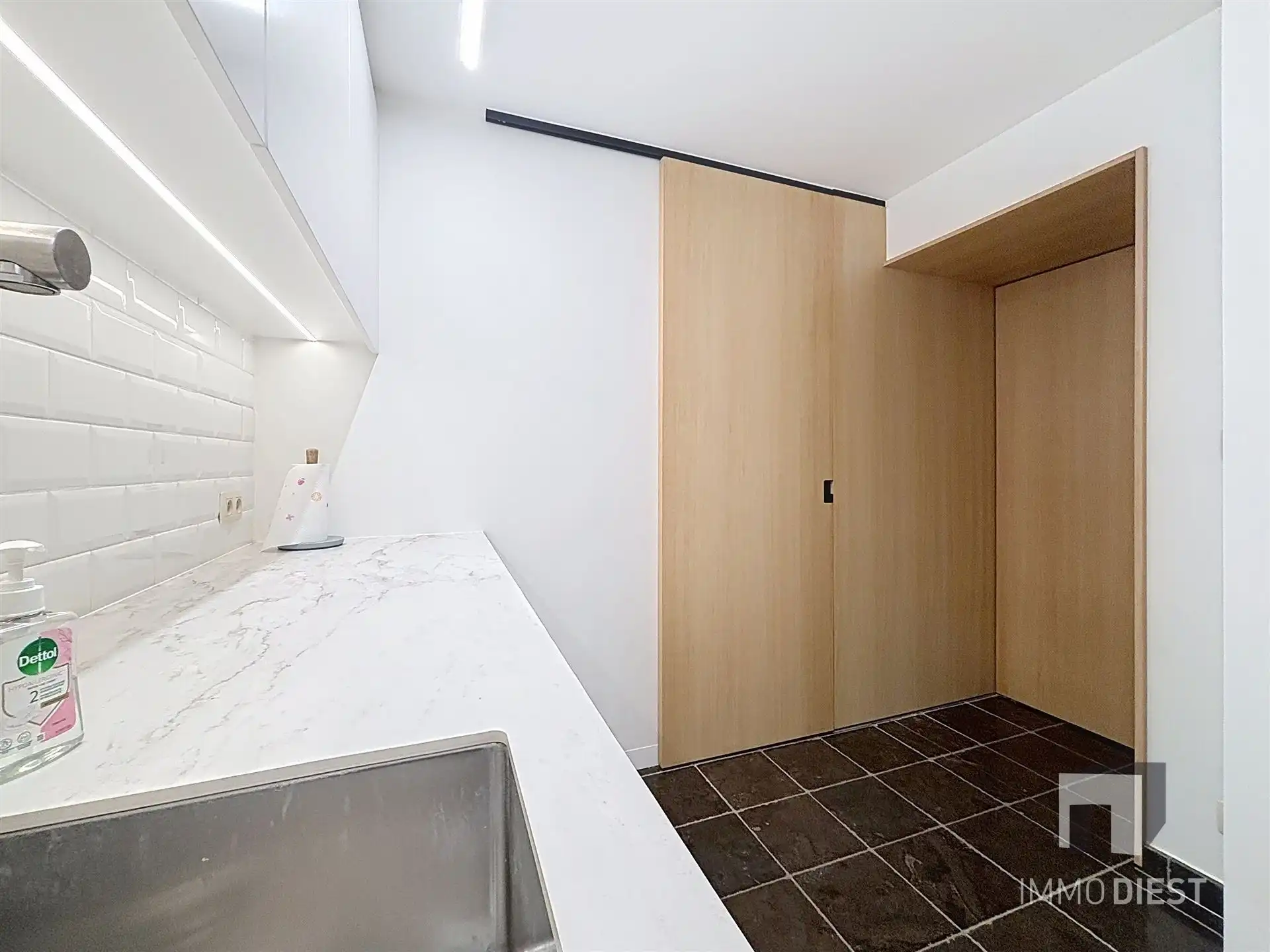 Klasse villa met moderne inrichting in Paal foto 21