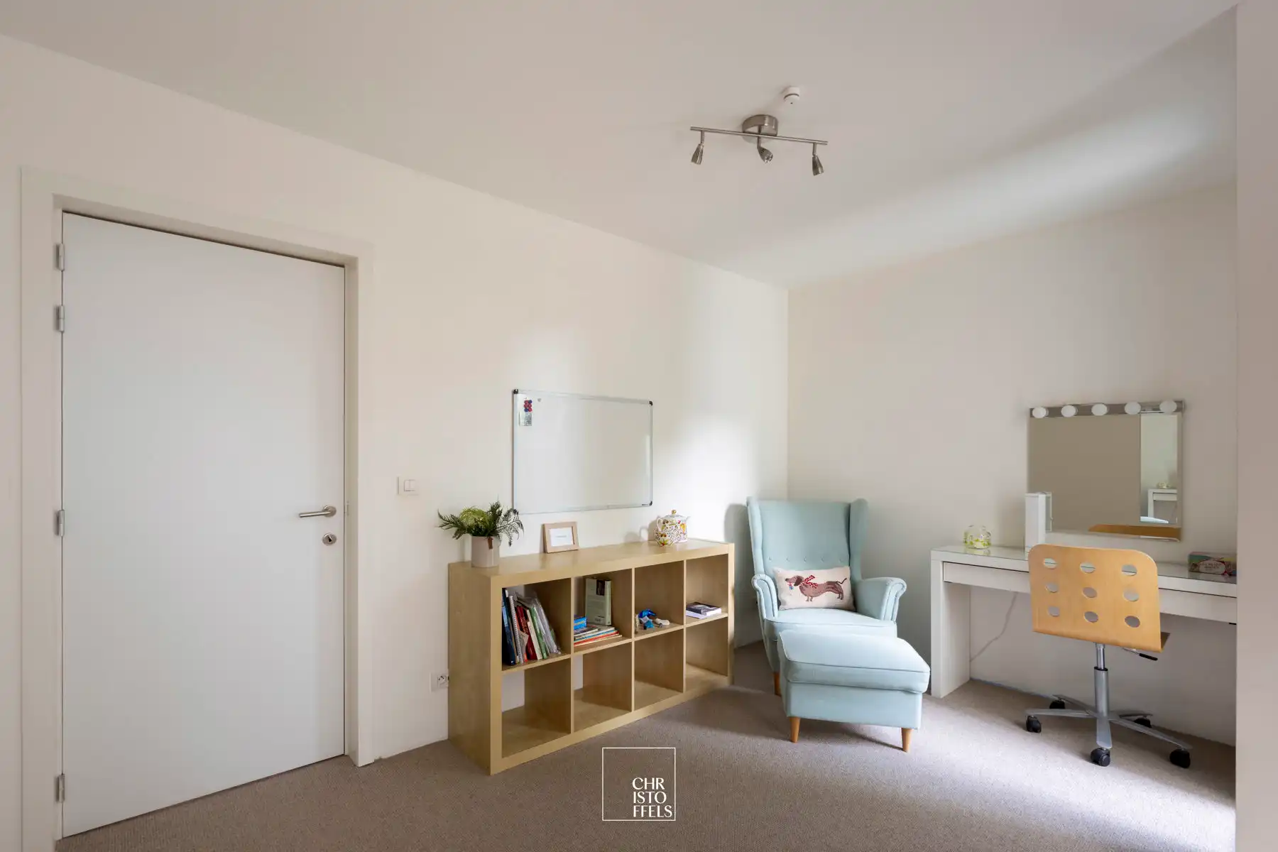 Architecturale villa  (488m²) met buitenzwembad op perceel van 1.281m²  foto 31