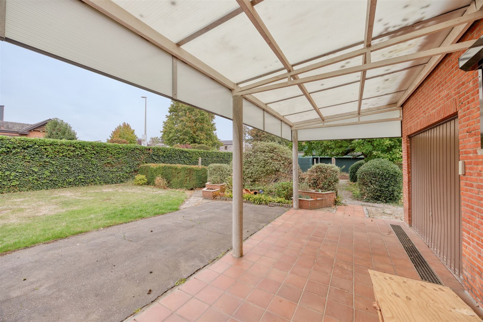 TE KOOP: Te renoveren woning te Heusden-Zolder!  foto 17