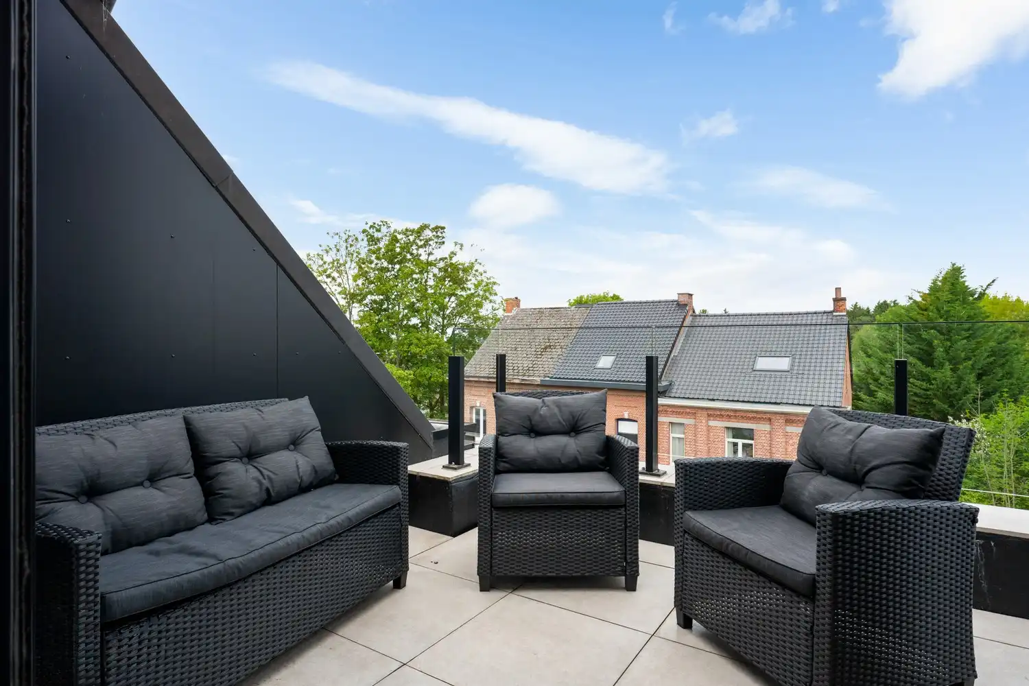 Energiezuinig app. met 3 slpkrs, 2 terrassen en garagebox te Heist-op-den-Berg foto 8