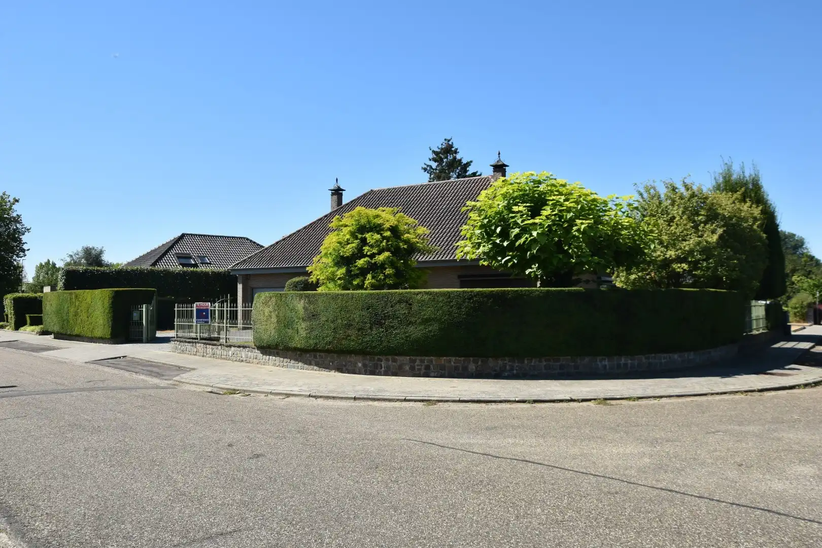 Goed onderhouden woning in rustige buurt. foto 22