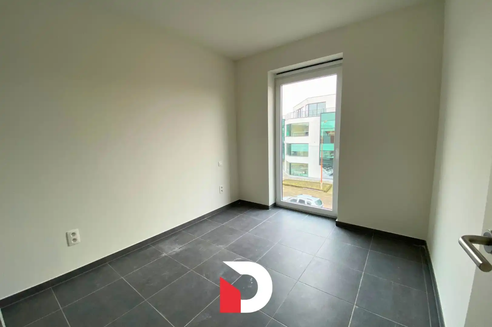 Gezellig appartement met 2 slaapkamers en autostaanplaats foto 6