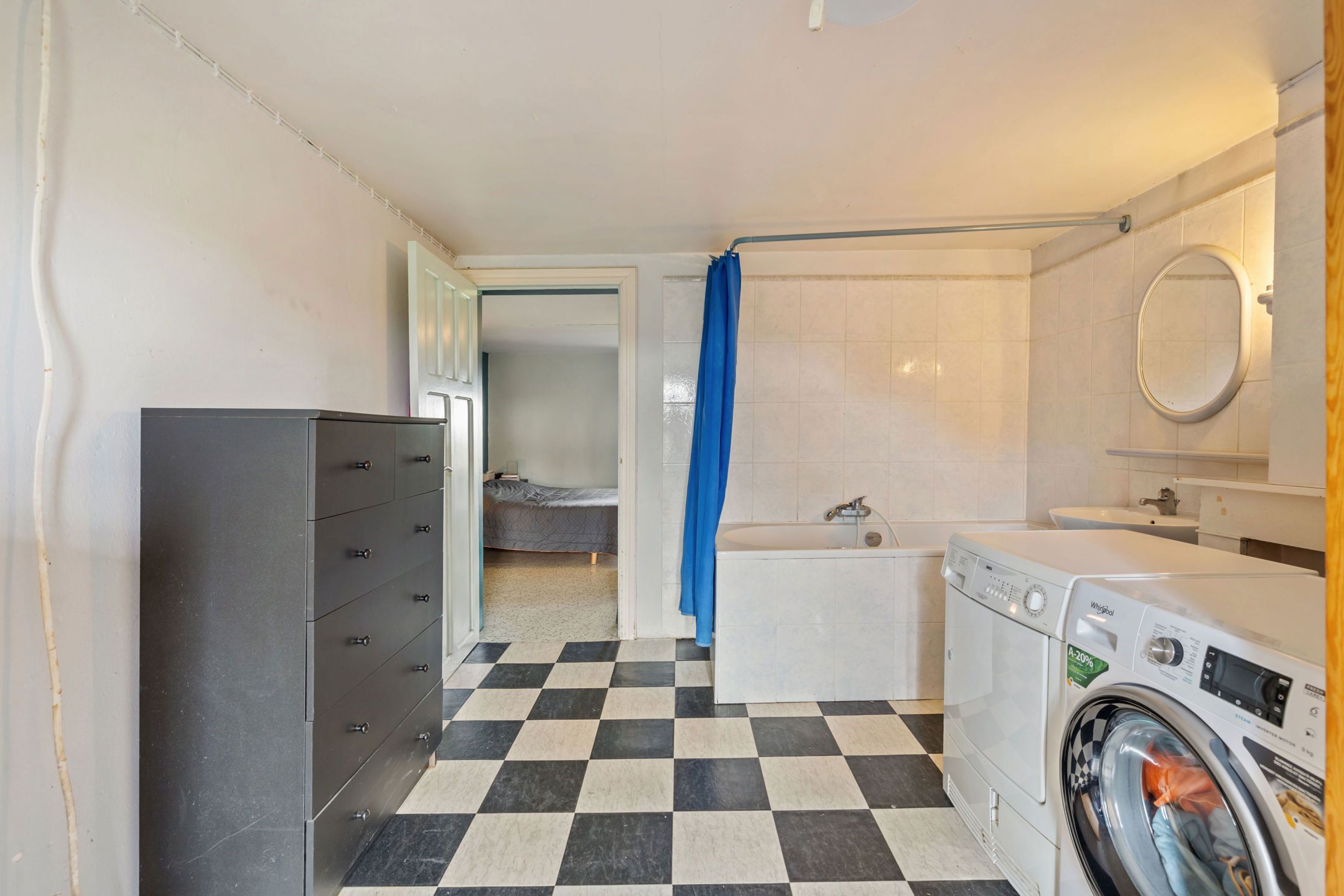Gezellige woning met natuurlijke tuin/bosje  op +/- 18a50 foto 19