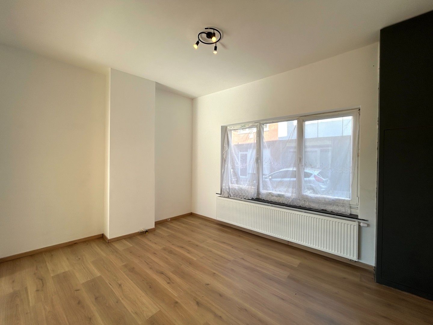 Instapklare woning met 3 kamers in het centrum van Meulebeke (Tielt)! foto 4